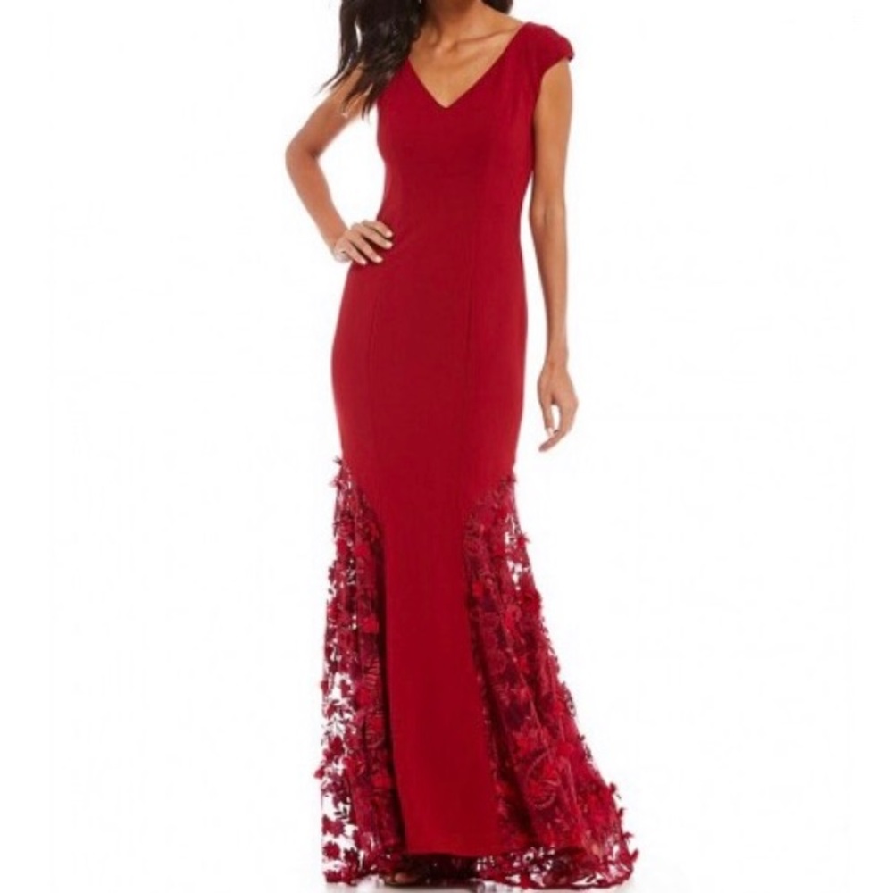 Carmen Marc Valvo Infusion Gown